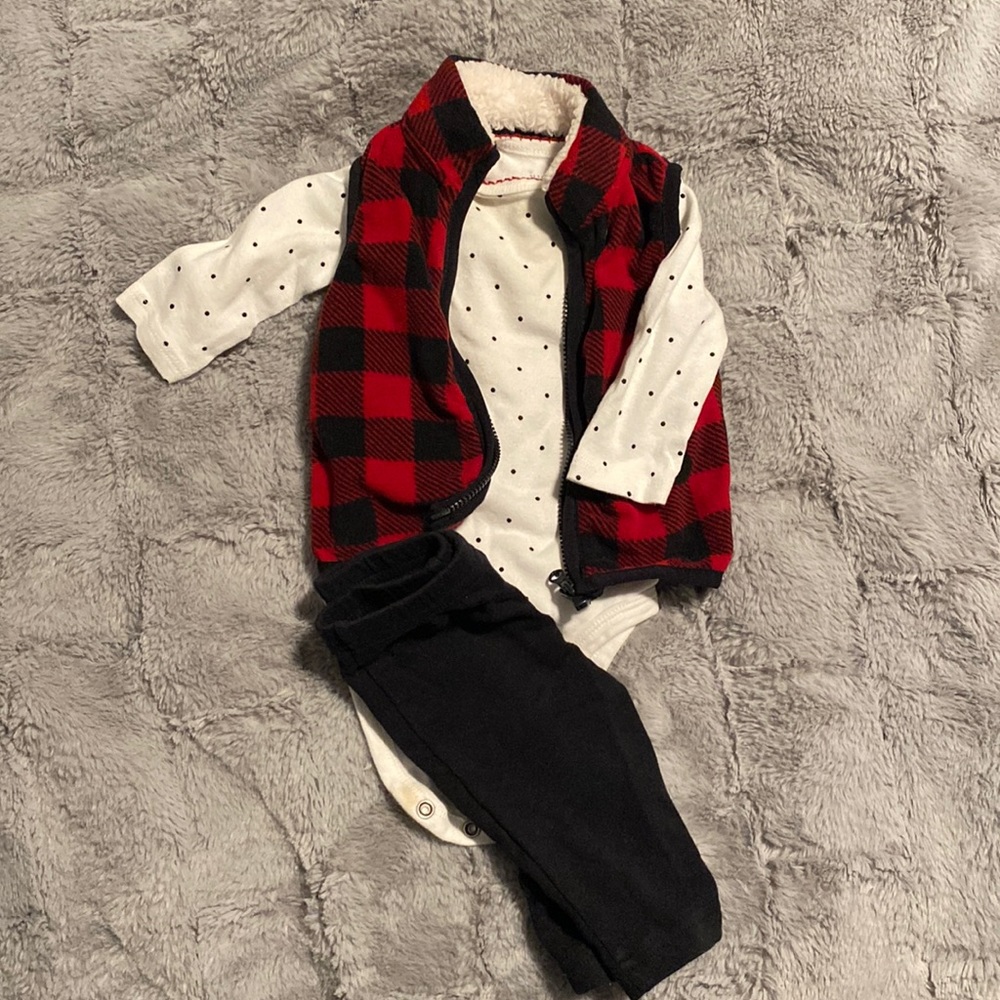 Carter’s 3 mo Outfit with Vest
